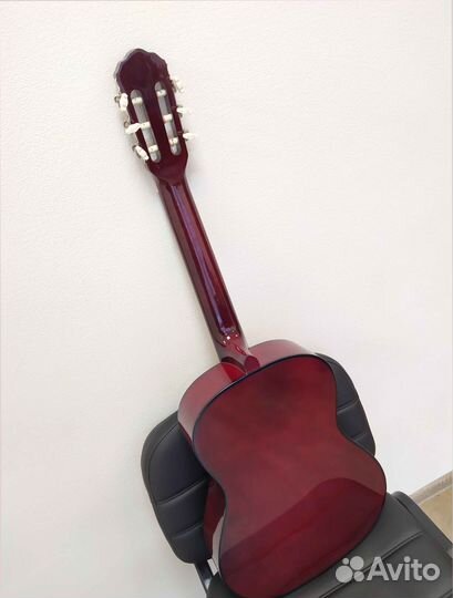 Гитара классическая шестиструнная