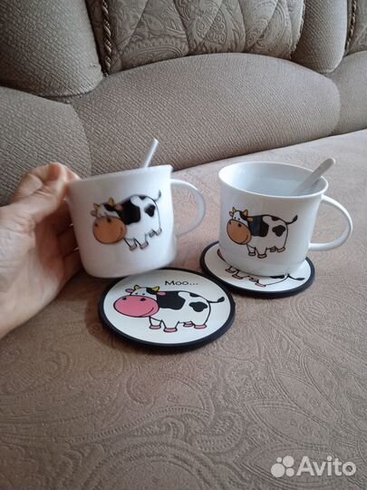 Чашки для чая с резиновыми подставками