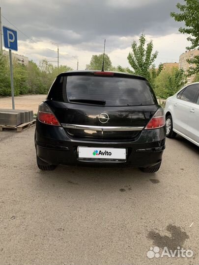 Opel Astra 1.6 МТ, 2011, 180 000 км