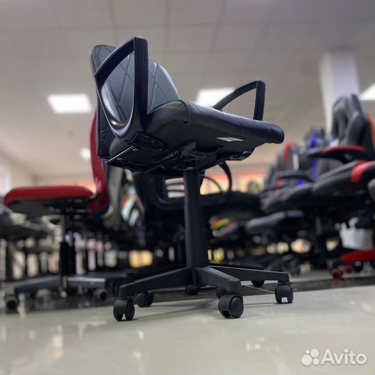 Компьютерное кресло CH-327 (цвета)