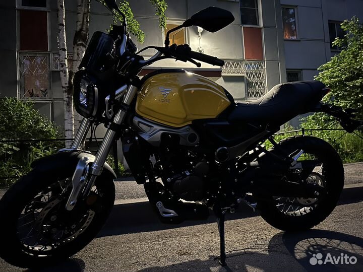 Продаю Voge 300ACX