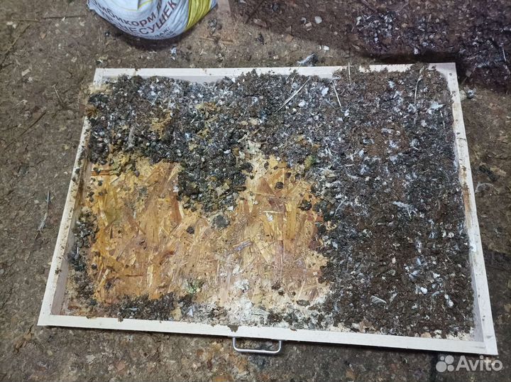 Куриный помет в мешках