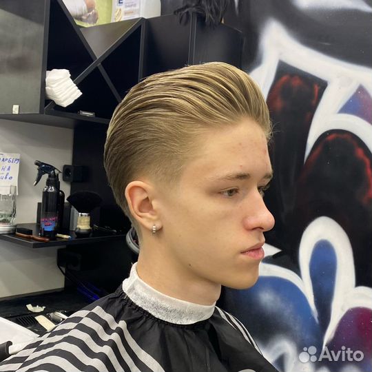 Мужская стрижка, оформление бороды у Барбера