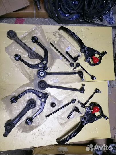 Комплект подвески перед Dodge Challenger LC