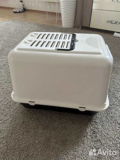 Закрытый туалет для кошек