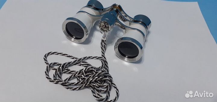 Театральный бинокль 