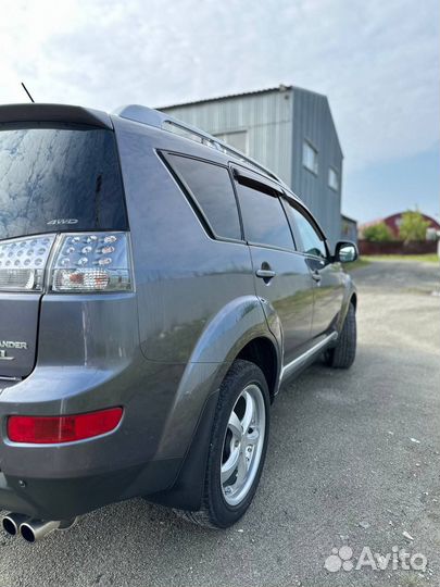 Mitsubishi Outlander 3.0 AT, 2007, 295 500 км