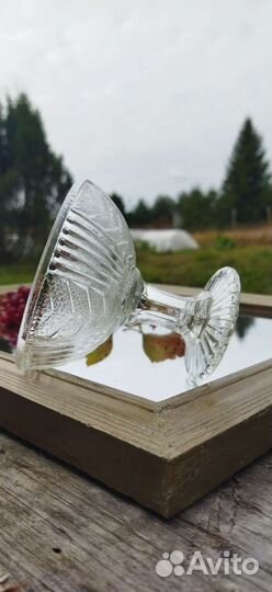 Вазочка на ножке, конфетница старинная