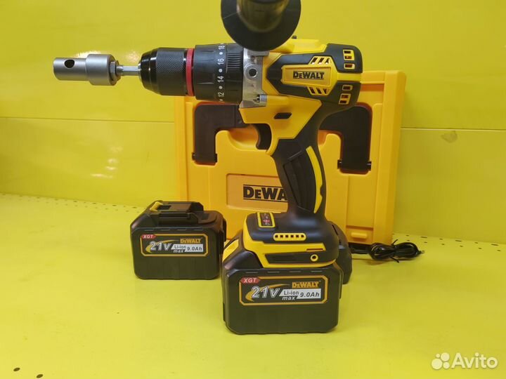 Шуруповерт ледобур dewalt + увеличеные АКБ 9Ач