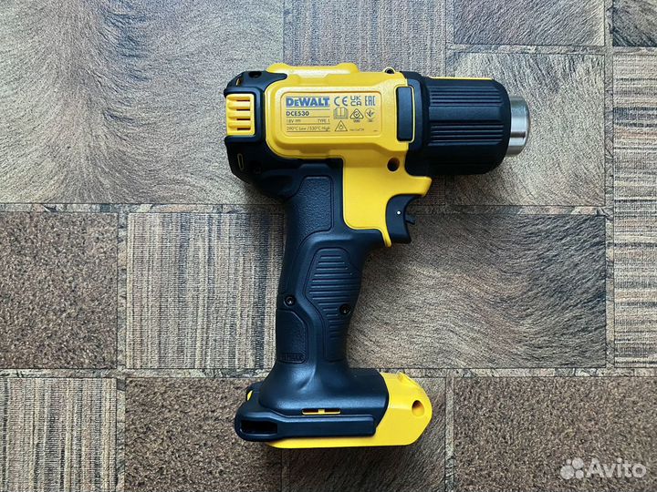 Строительный фен Dewalt DCE530N