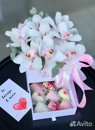 Боксы с клубники в шоколаде