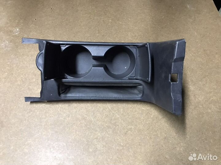 Toyota corolla 150 Подстаканник центрального бокса