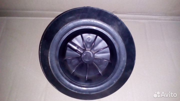 Колесо для мусорного контейнера D200 мм