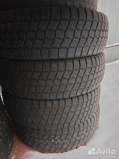 Hankook I'Pike RW11 225/75 R16