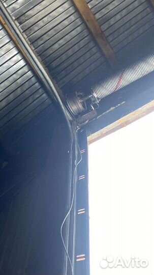 Ремонт секционных ворот автоматических