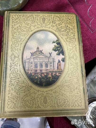 Коробки жестяные, картон, дерево, коллекционные