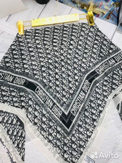 Косынки, шарфы