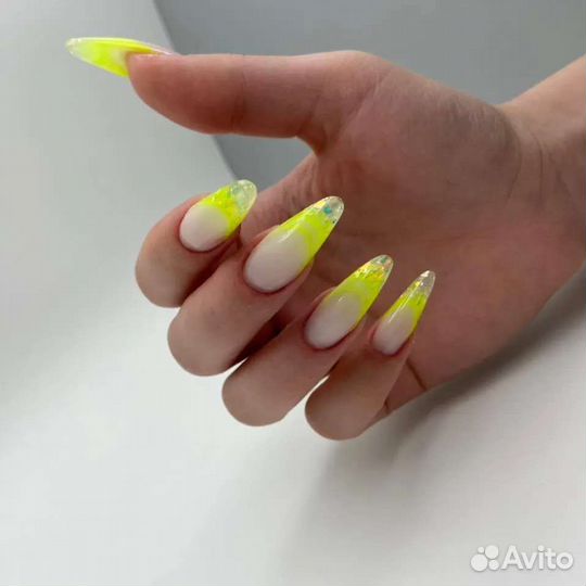 Маникюр