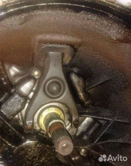 Вилка сцепления Nissan Almera Tino V10