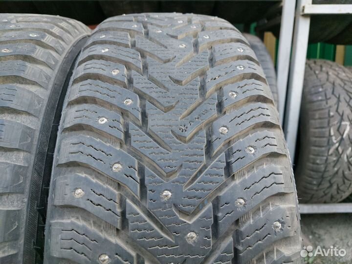 Nokian Tyres Hakkapeliitta 8 SUV 215/65 R17 103T
