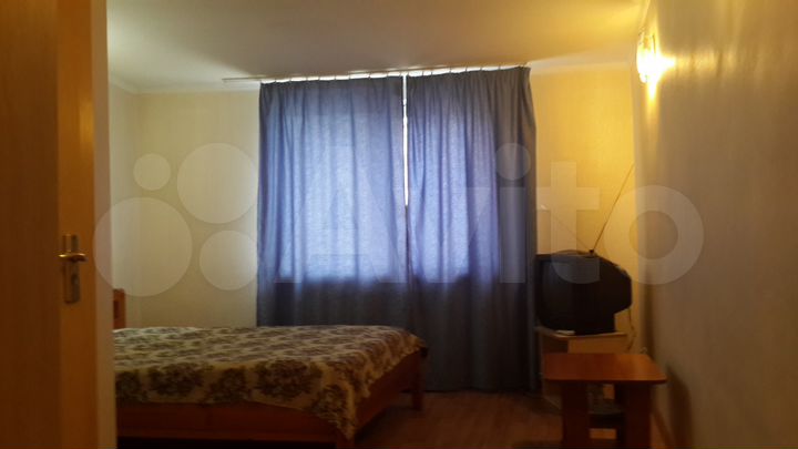 Комната 15 м² в 1-к., 2/2 эт.