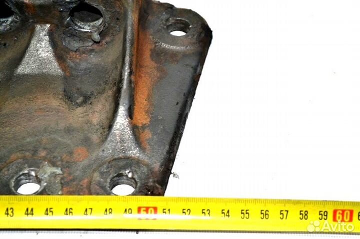 Кронштейн траверсы рамы scania R-Series (01.04)