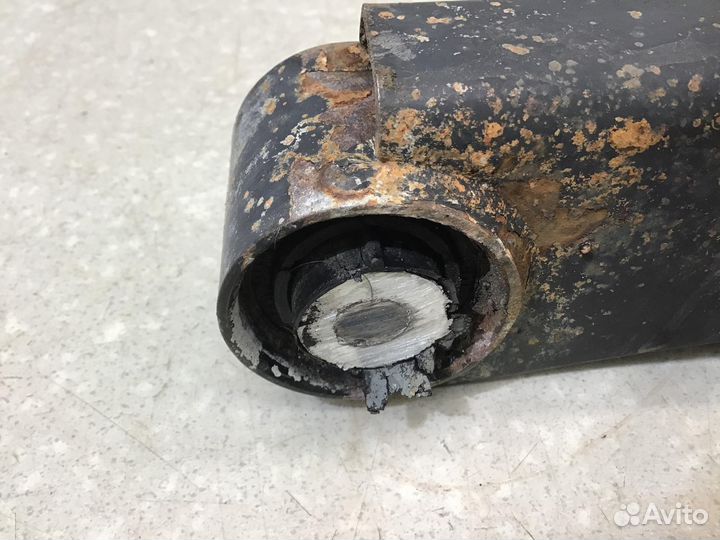 Рычаг задний нижний Skoda Octavia (A5 1Z) 2004-201