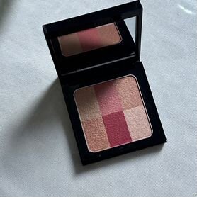 Bobbi brown румяна