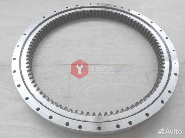 Поворотный круг R130LC-3 81E3-10010