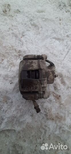 Суппорт передний правый Лачетти Дэу Джентра