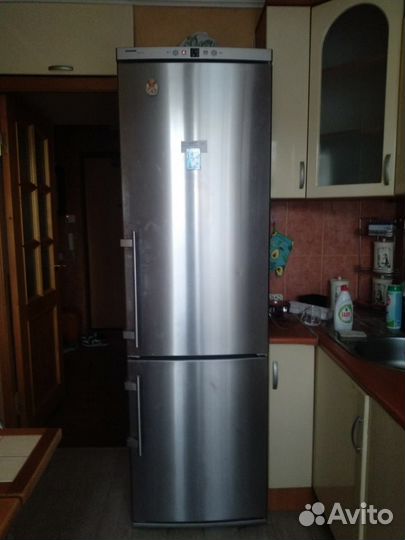 Холодильник на запчасти