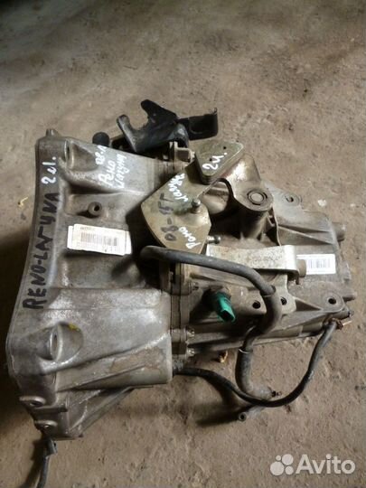 Renault laguna 3 Megane 3 МКПП 2.0 бензин