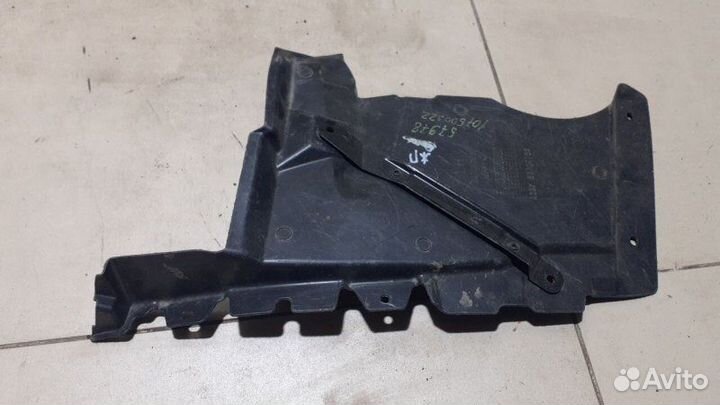 Пыльник крыла задний левый Mitsubishi Pajero 4