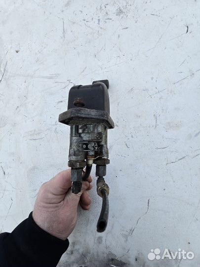 Кран ручного тормоза wabco DAF 95