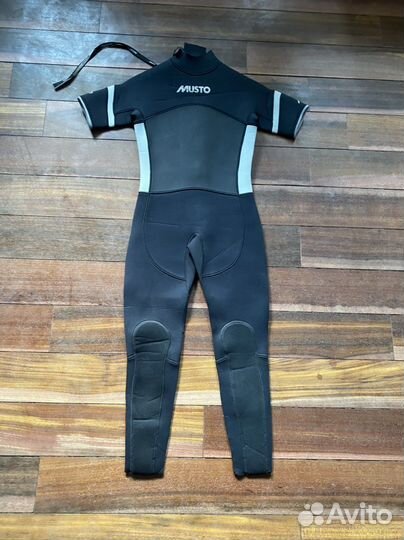 Сухой гидрокостюм Musto JL 12-13лет