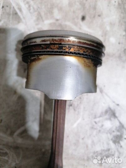 Поршень c шатуном Mitsubishi Lancer Cedia CS2A