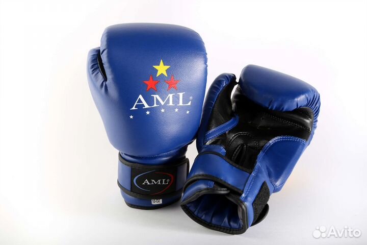 Боксерские перчатки AML 10 унций бинты чёрные