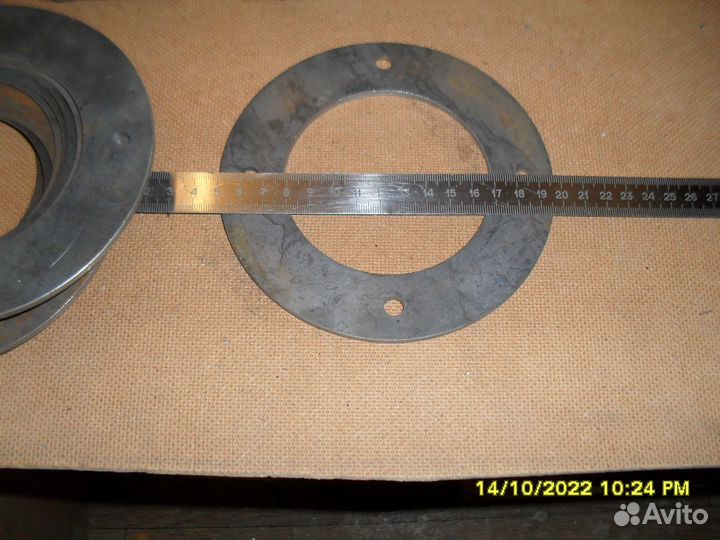 Крепеж болт фланец