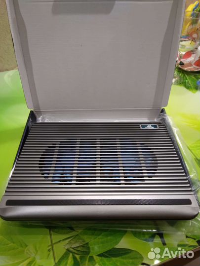 Охлаждающая подставка для ноутбука 15.6 rivacase