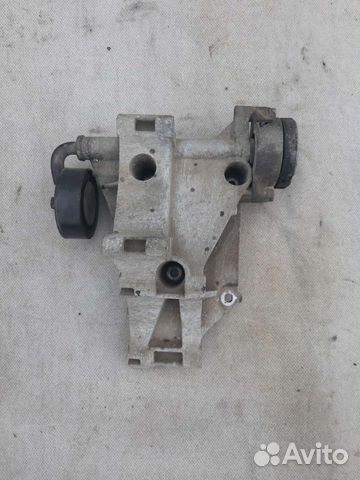 Кронштейн генератора vw passat b4 Golf Mk3