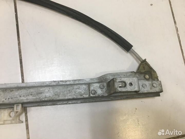 Стеклоподъемник электр. передний правый Citroen C4