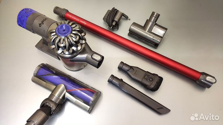 Пылесос Dyson V6 - Аккумулятор - 28 мин