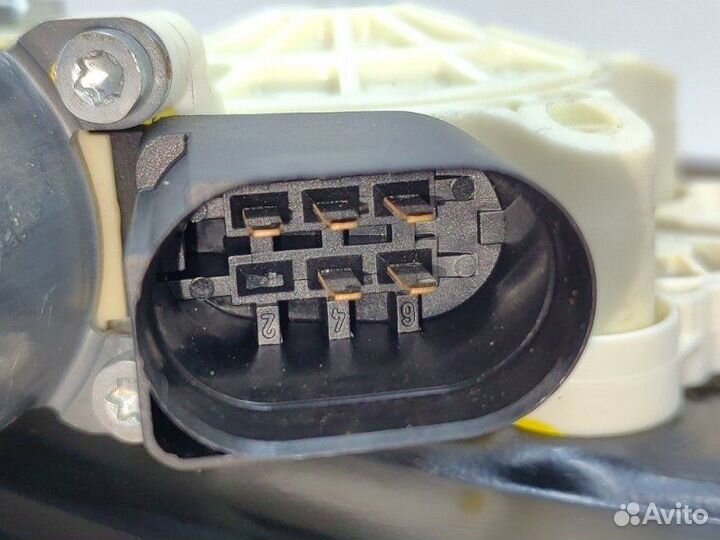 Стеклоподъемный механизм задний правый Bmw X5 Рест