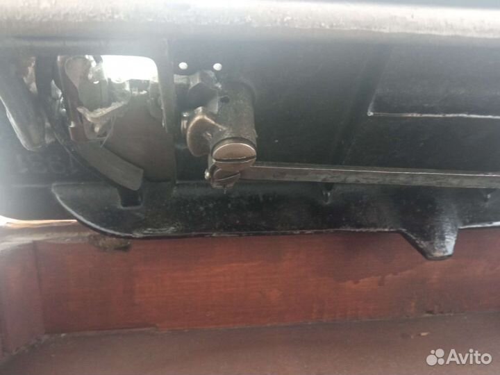 Швейная машина