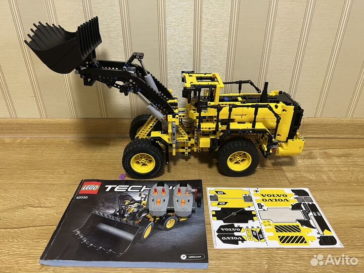 Lego Technic 42030 Автопогрузчик volvo L350F