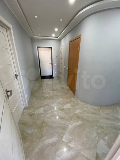 3-к. квартира, 109 м², 10/25 эт.