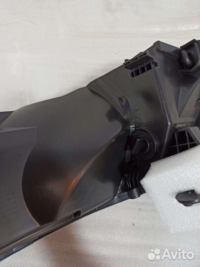 Фара левая Киа Рио 3 11-15