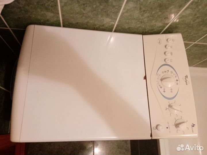 Стиральная машина Whirlpool с верт. загрузкой