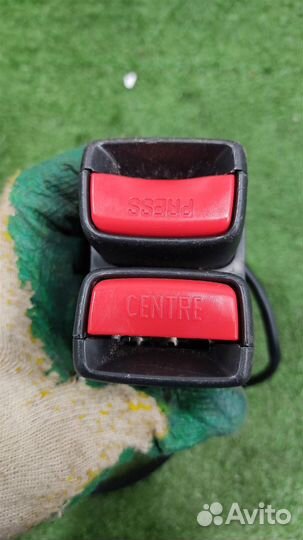 Замок ремня безопасности задний правый Nissan Qas