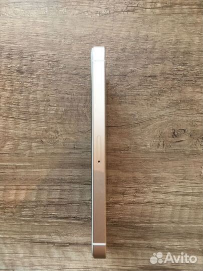 Мобильные телефоны бу iPhone 5se